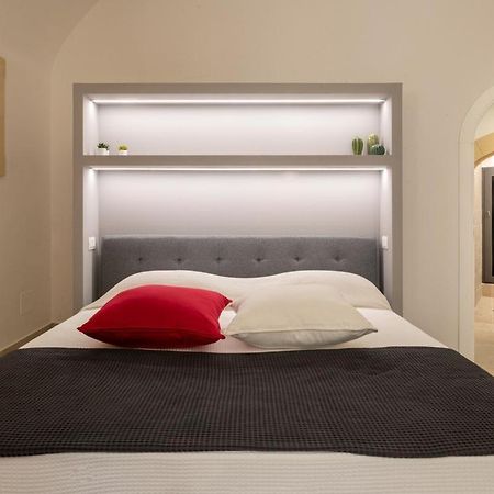 Esperia Luxury Suite & Apartment Noto Ното Екстер'єр фото